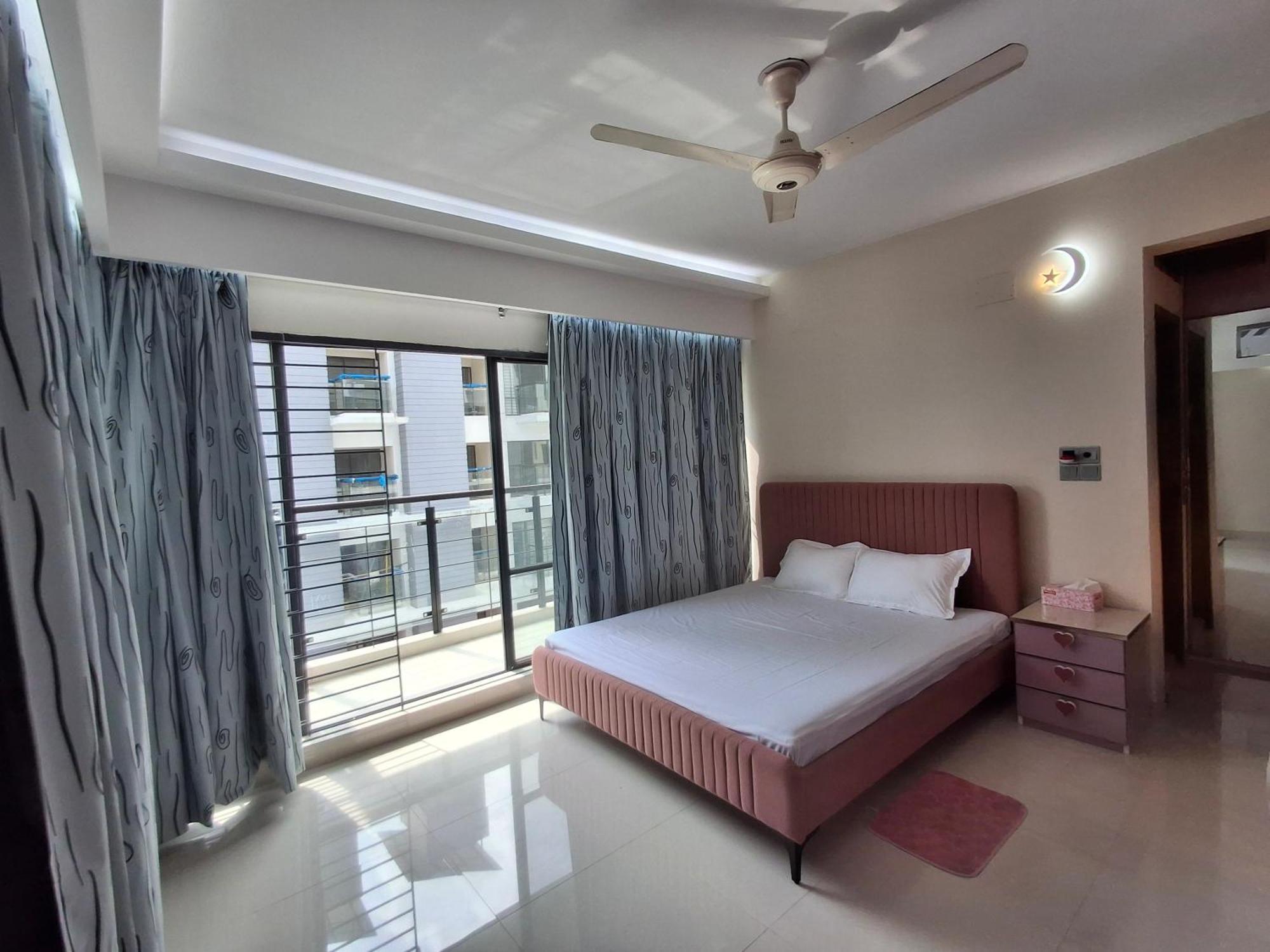 Elegant Secured Family Apartment With Open Space Daca Exterior foto